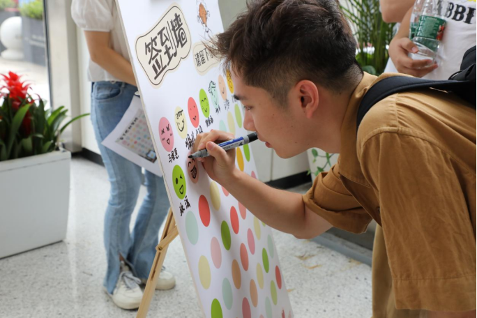 图片关键词